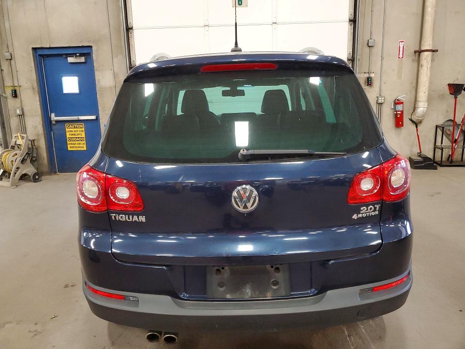 Продаж на аукціоні авто 2011 Volkswagen Tiguan, vin: WVGBV7AX3BW565126, номер лоту: 68870646