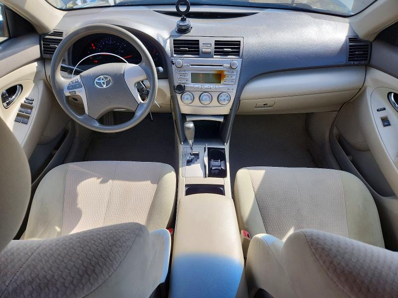 67686536 :رقم المزاد ، 4T1BF3EK6BU692033 vin ، 2011 Toyota Camry مزاد بيع