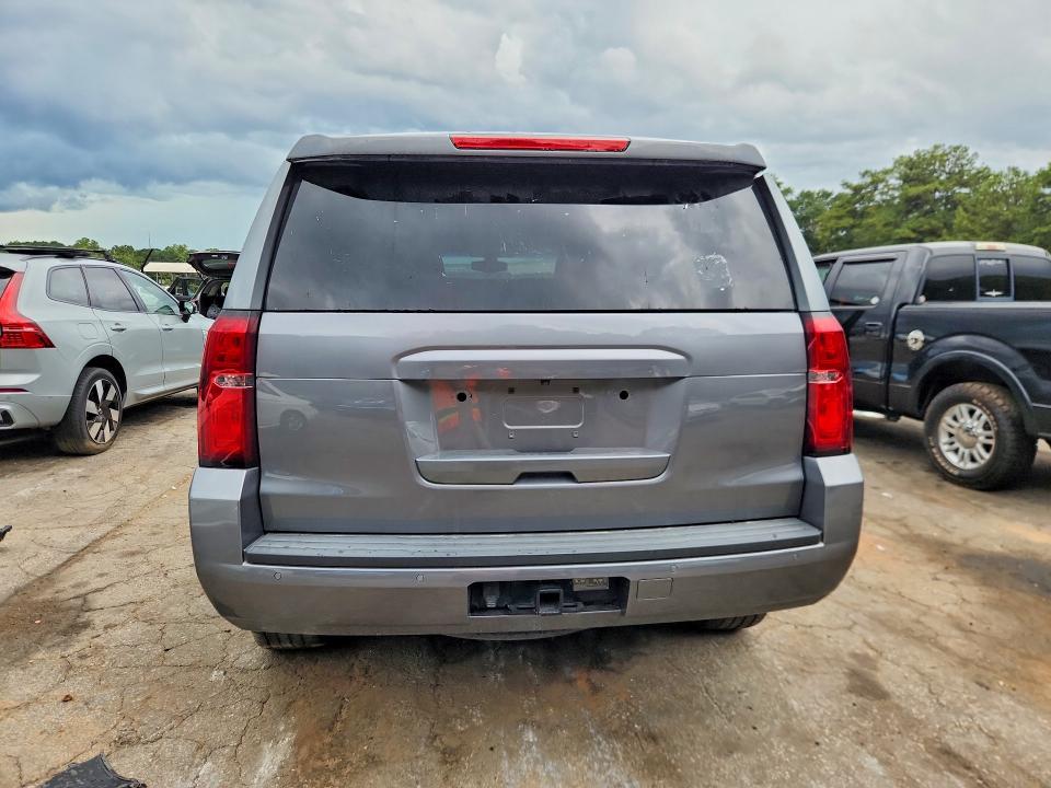 67936656 :رقم المزاد ، 1GNSKFKC0KR142979 vin ، 2019 Chevrolet Tahoe مزاد بيع