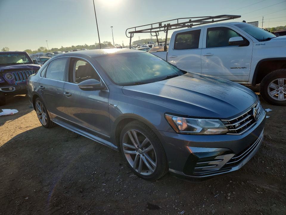 Продажа на аукционе авто 2017 Volkswagen Passat, vin: 1VWDT7A34HC073664, номер лота: 68682556