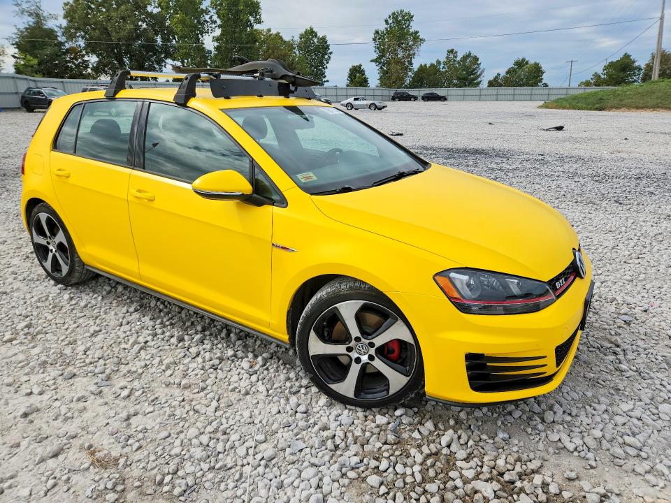 70677356 :رقم المزاد ، 3VW5T7AU6FM017072 vin ، 2015 Volkswagen Gti مزاد بيع