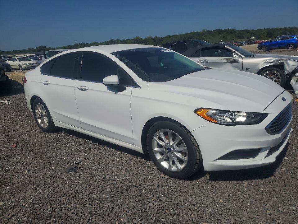 Продажа на аукционе авто 2017 Ford Fusion, vin: 3FA6P0H73HR407447, номер лота: 68659736