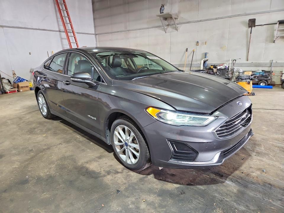 2019 Ford Fusion მანქანა იყიდება აუქციონზე, vin: 3FA6P0MU4KR236338, აუქციონის ნომერი: 69587056