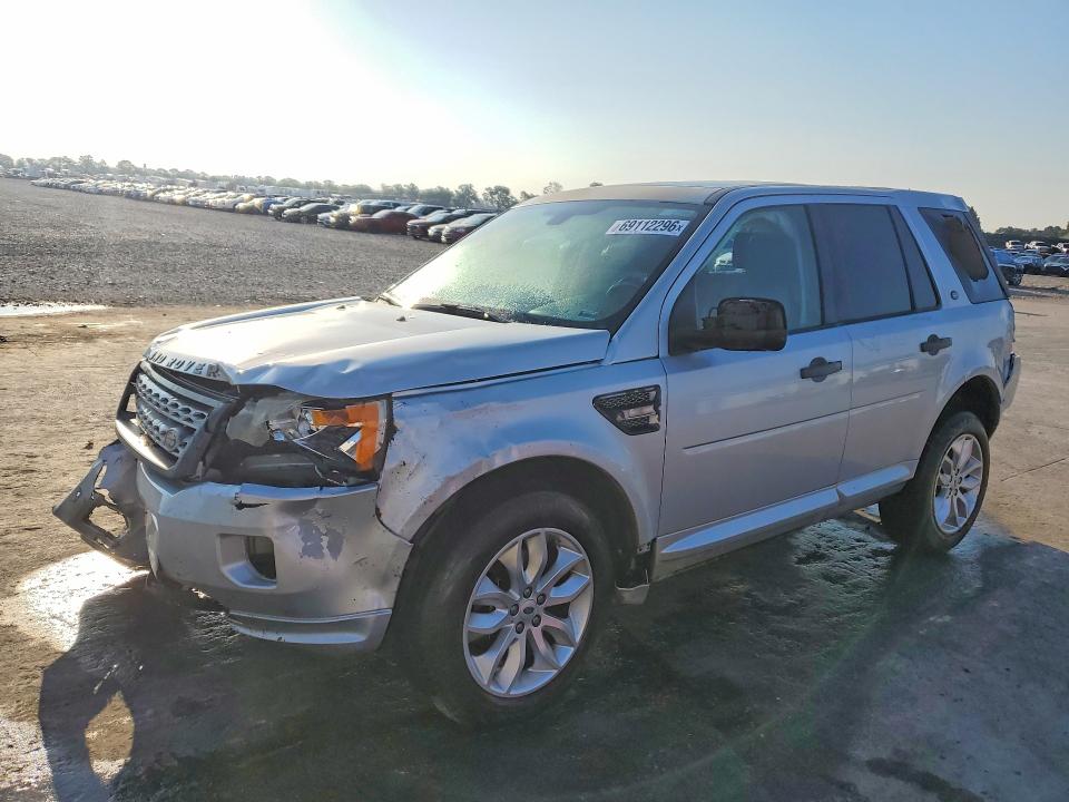 2011 Land Rover Lr2 მანქანა იყიდება აუქციონზე, vin: SALFR2BN3BH245103, აუქციონის ნომერი: 69112296