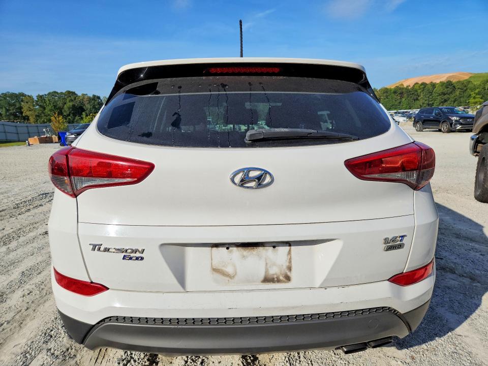 2016 Hyundai Tucson მანქანა იყიდება აუქციონზე, vin: KM8J3CA24GU138927, აუქციონის ნომერი: 68719206