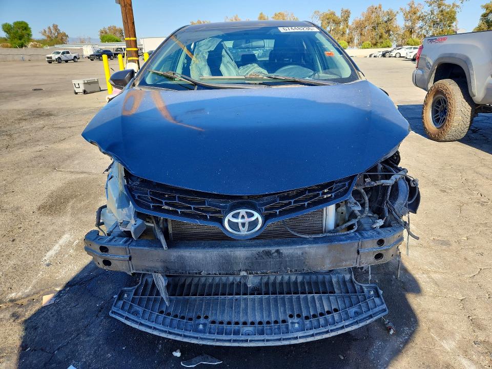 Продажа на аукционе авто 2015 Toyota Corolla, vin: 5YFBURHE6FP188233, номер лота: 67448236