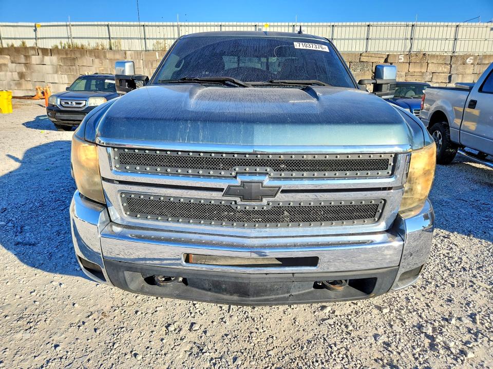 Продажа на аукционе авто 2008 Chevrolet Silverado, vin: 1GCHK29K28E121205, номер лота: 71037376