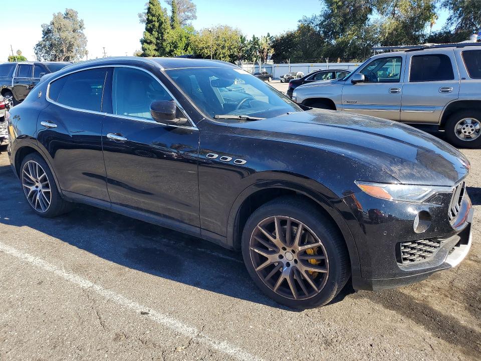 Продажа на аукционе авто 2017 Maserati Levante, vin: ZN661YUS3HX241246, номер лота: 67281086
