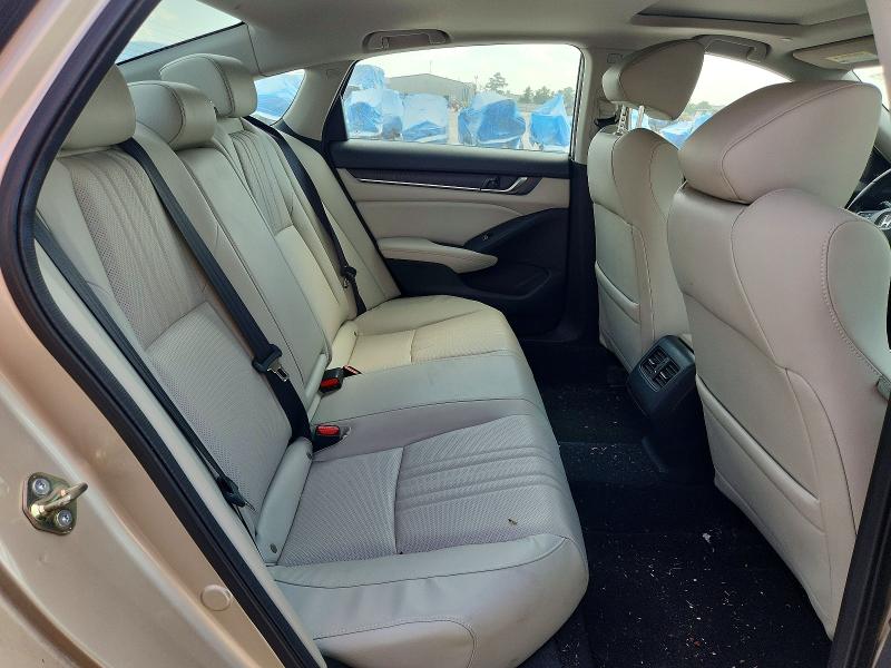 Продажа на аукционе авто 2018 Honda Accord, vin: 1HGCV1F58JA195026, номер лота: 69039546