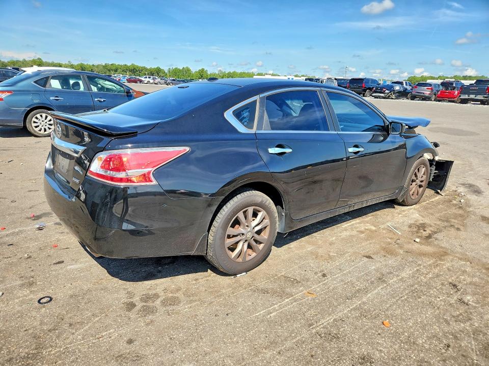 Продажа на аукционе авто 2015 Nissan Altima, vin: 1N4AL3AP4FC579435, номер лота: 68270826