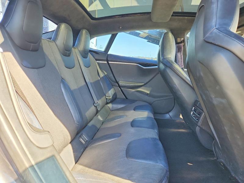 Aukcja sprzedaży 2015 Tesla Model S, vin: 5YJSA1H11FFP78942, numer aukcji: 67819376