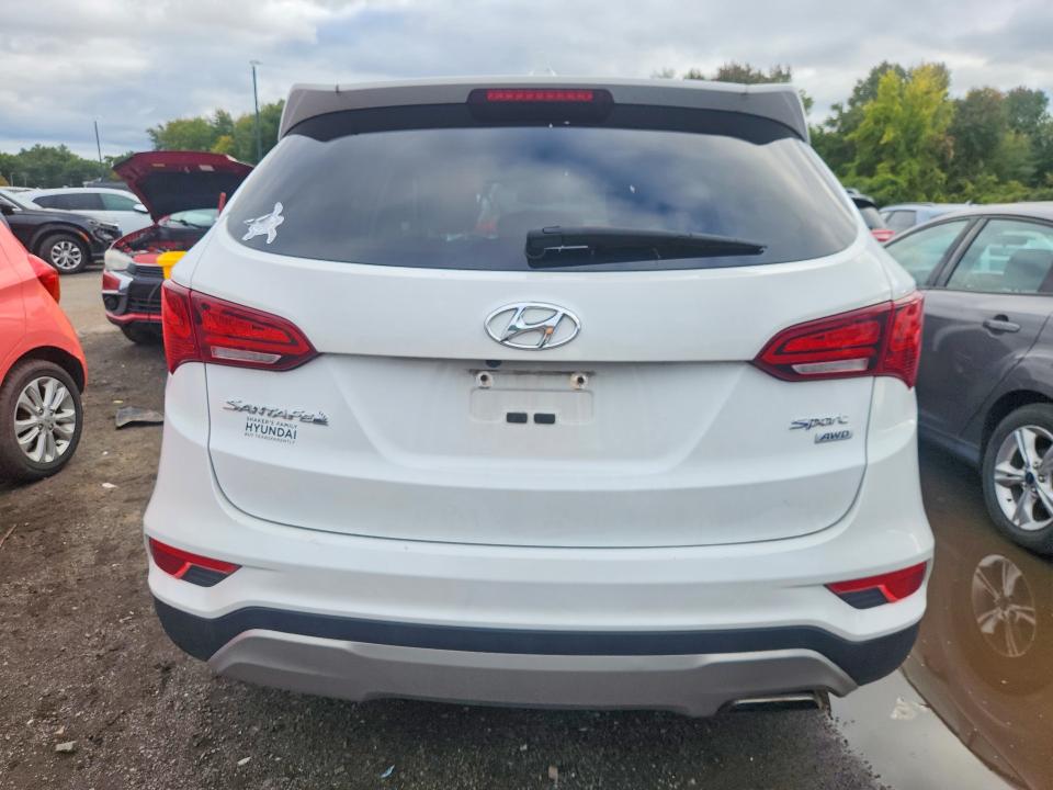 Продаж на аукціоні авто 2018 Hyundai Santa Fe Sport, vin: 5XYZUDLB9JG515137, номер лоту: 69920486