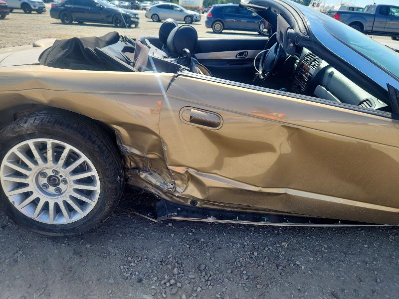 68921986 :رقم المزاد ، 1FAHP60A15Y106787 vin ، 2005 Ford Thunderbird مزاد بيع