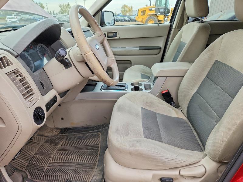 2008 Ford Escape მანქანა იყიდება აუქციონზე, vin: 1FMCU03138KA27422, აუქციონის ნომერი: 70730416
