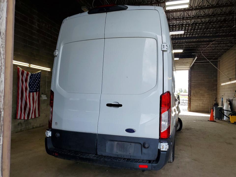 68083076 :رقم المزاد ، 1FTBW3X81LKA45607 vin ، 2020 Ford Transit مزاد بيع