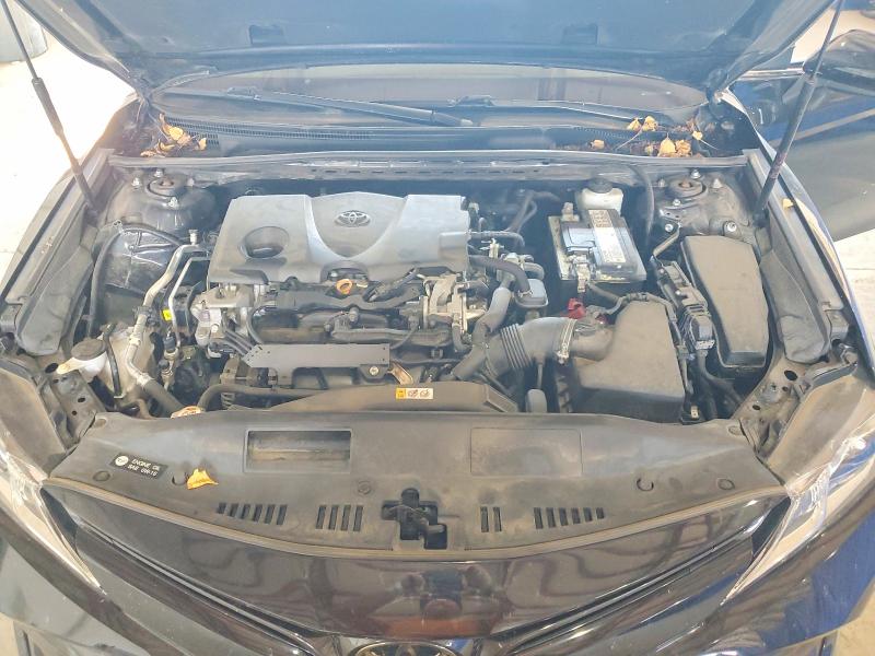69336736 :رقم المزاد ، 4T1B11HKXKU821602 vin ، 2019 Toyota Camry مزاد بيع