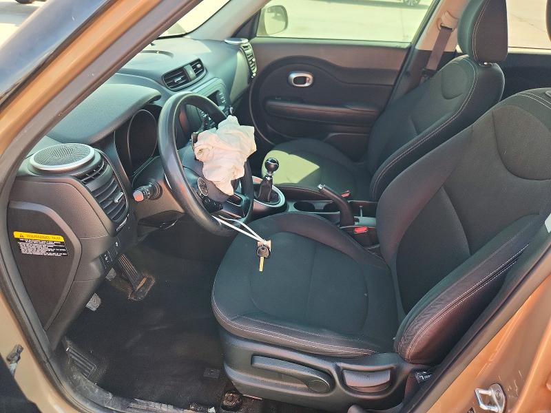 69085506 :رقم المزاد ، KNDJN2A26F7140734 vin ، 2015 Kia Soul مزاد بيع