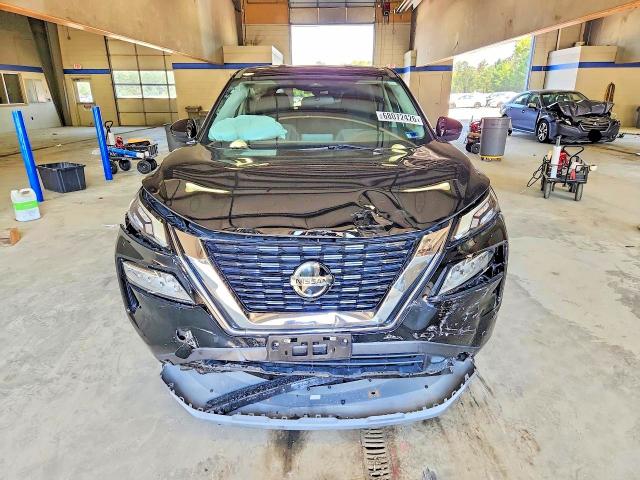 68072426 :رقم المزاد ، 5N1AT3BB5MC808436 vin ، 2021 Nissan Rogue مزاد بيع