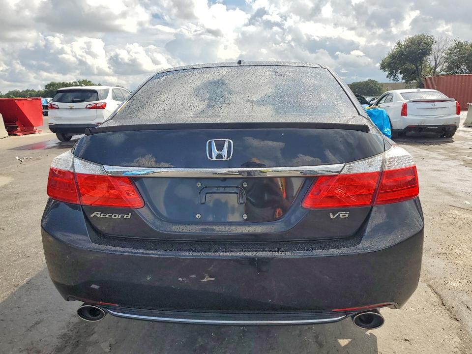Aukcja sprzedaży 2013 Honda Accord, vin: 1HGCR3F87DA028509, numer aukcji: 70144256