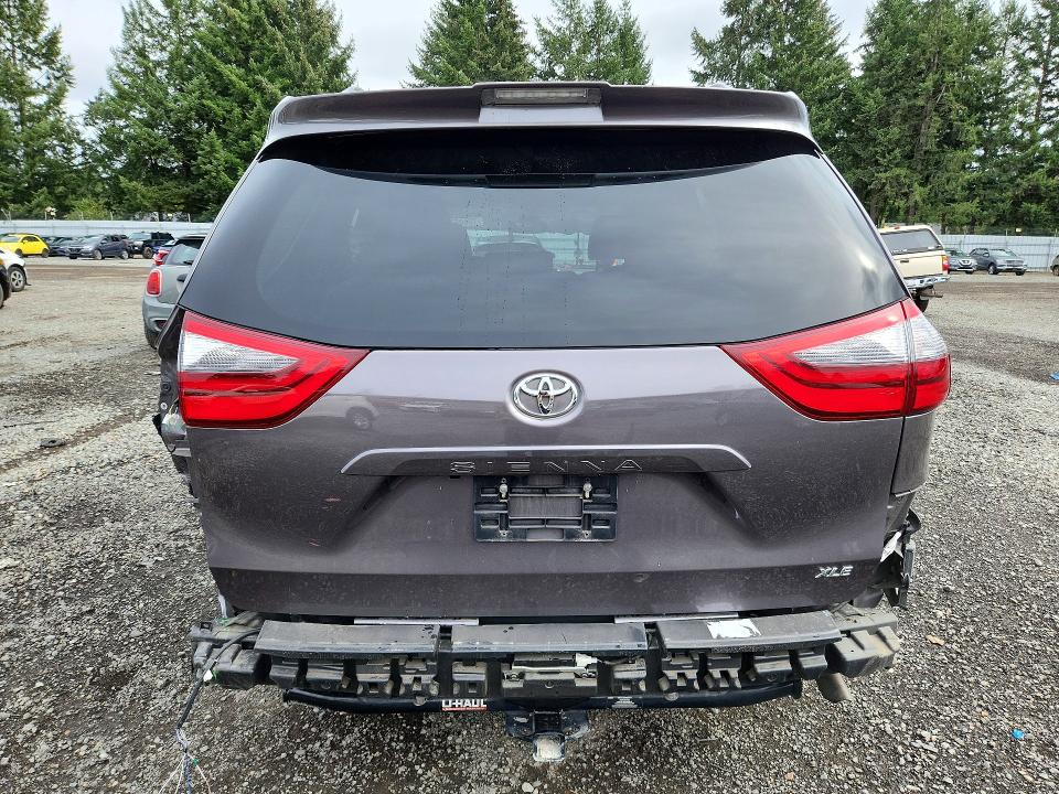 70505746 :رقم المزاد ، 5TDYZ3DC7LS078047 vin ، 2020 Toyota Sienna مزاد بيع