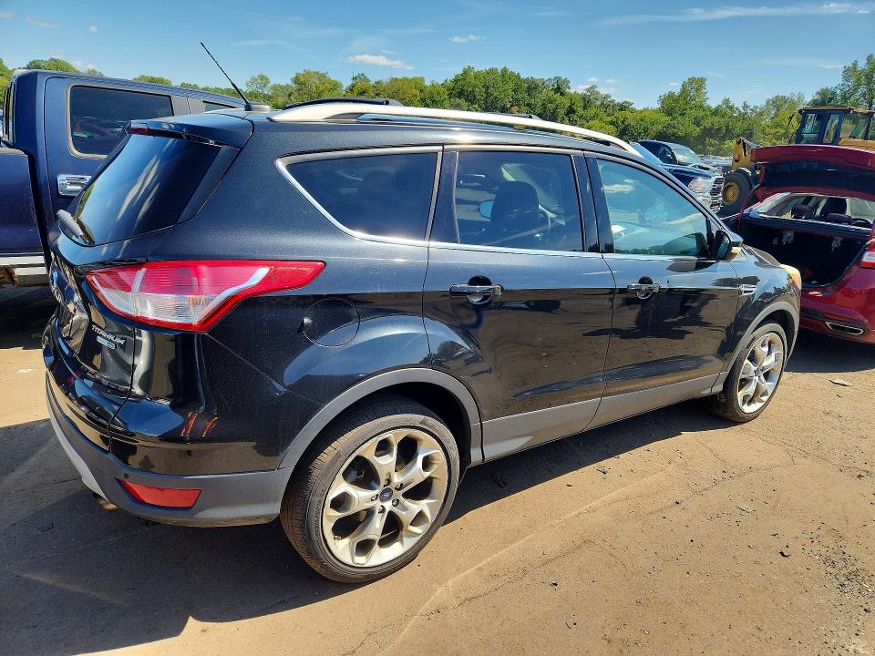 Продажа на аукционе авто 2015 Ford Escape, vin: 1FMCU9J90FUA29966, номер лота: 67393816