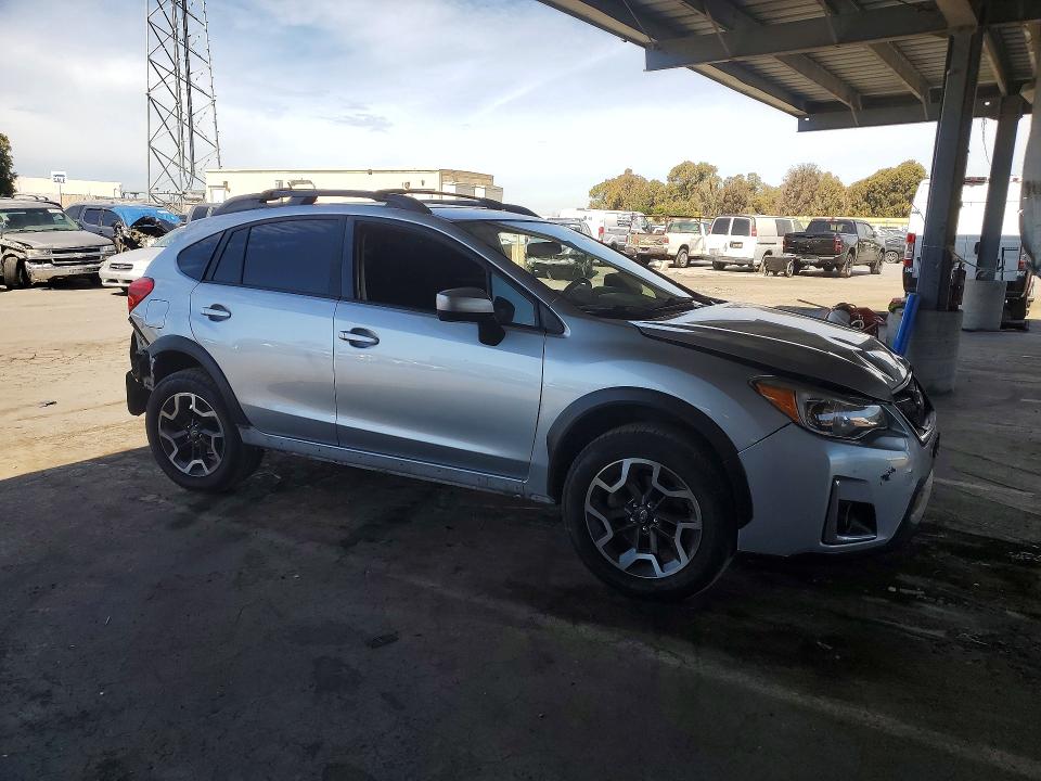 68428286 :رقم المزاد ، JF2GPABC3H8214048 vin ، 2017 Subaru Crosstrek مزاد بيع