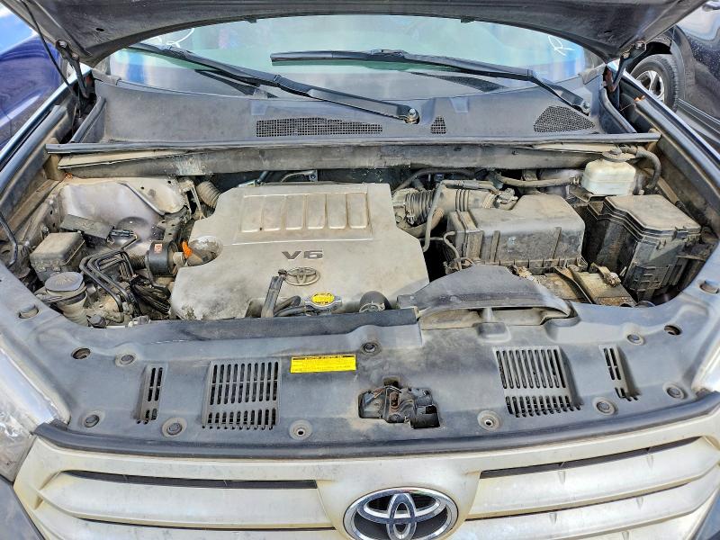 Продажа на аукционе авто 2012 Toyota Highlander, vin: 5TDYK3EH1CS070069, номер лота: 70479696