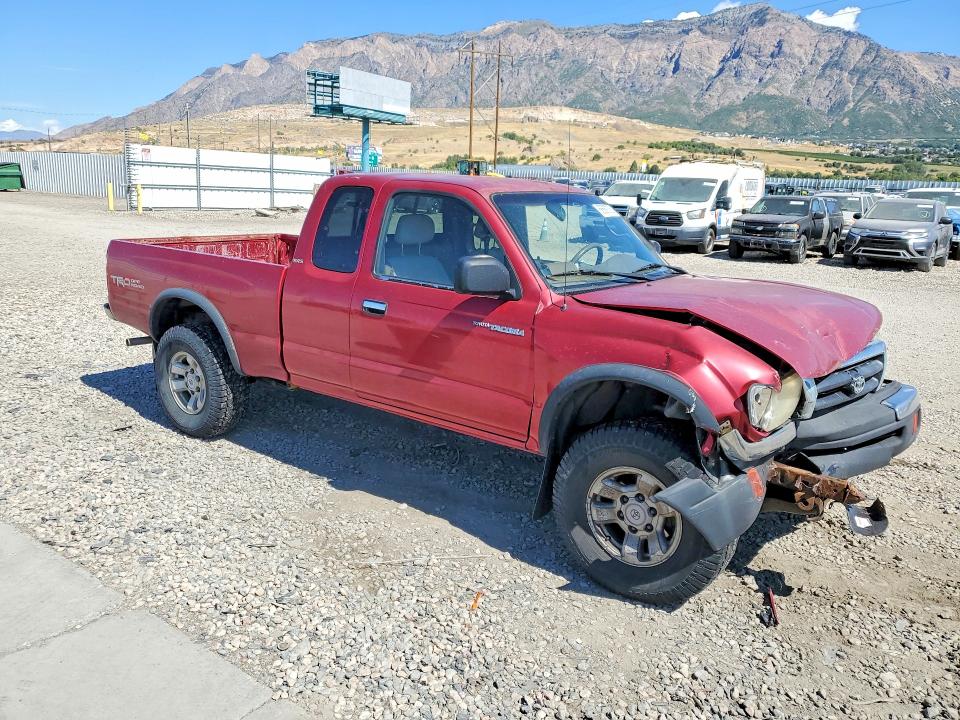 68689736 :رقم المزاد ، 4TAWN72N8YZ621146 vin ، 2000 Toyota Tacoma مزاد بيع