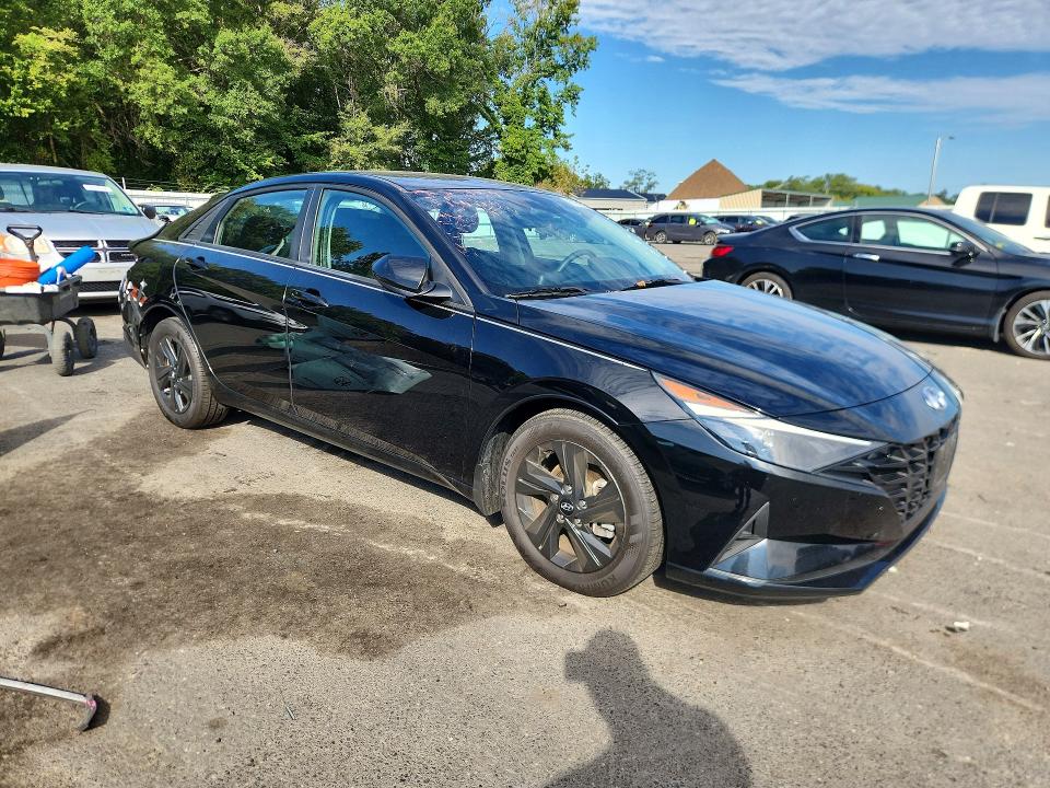 67779566 :رقم المزاد ، KMHLM4AG8PU372351 vin ، 2023 Hyundai Elantra مزاد بيع