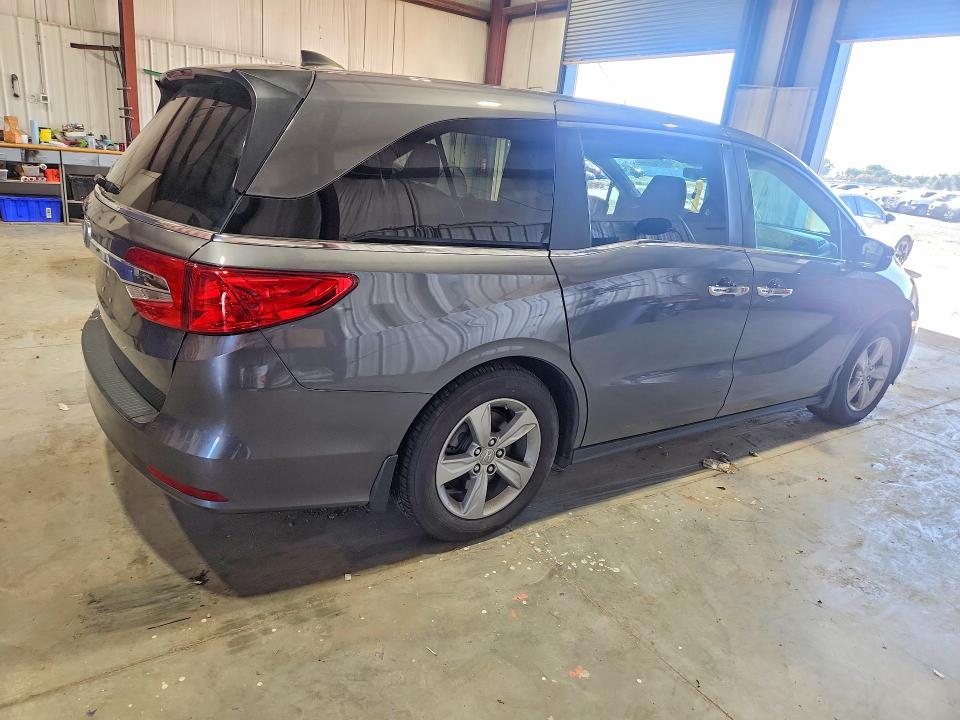 70045086 :رقم المزاد ، 5FNRL6H79KB035076 vin ، 2019 Honda Odessey مزاد بيع