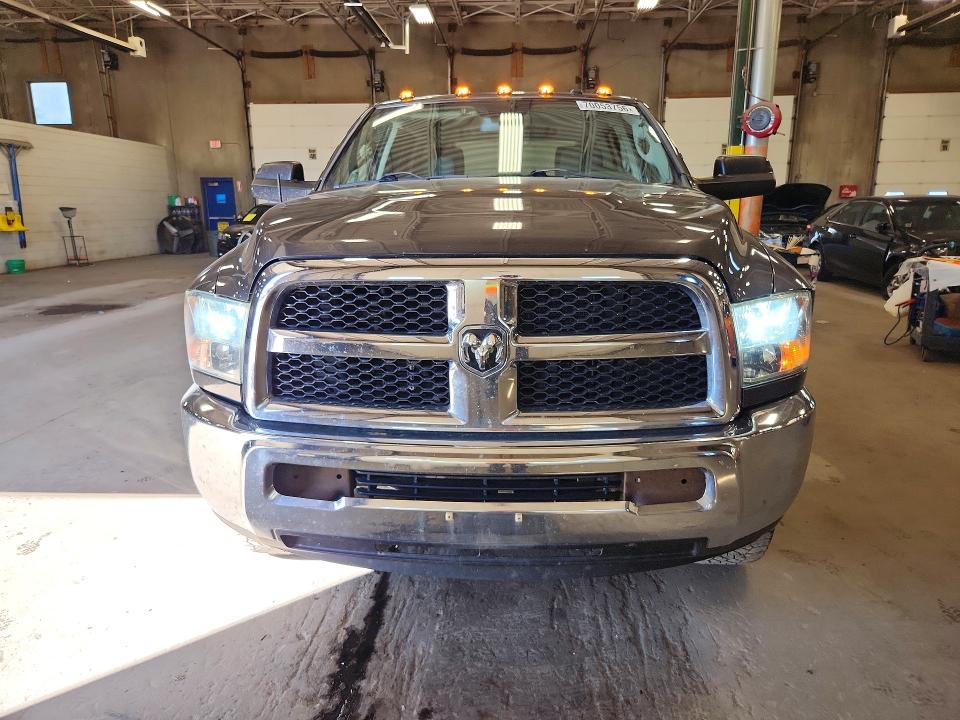 70053756 :رقم المزاد ، 3C6TR5CT4EG182981 vin ، 2014 Ram 2500 مزاد بيع