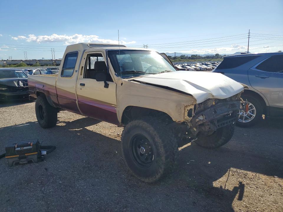Продажа на аукционе авто 1986 Toyota Pickup, vin: JT4RN63R7G0074158, номер лота: 70489696