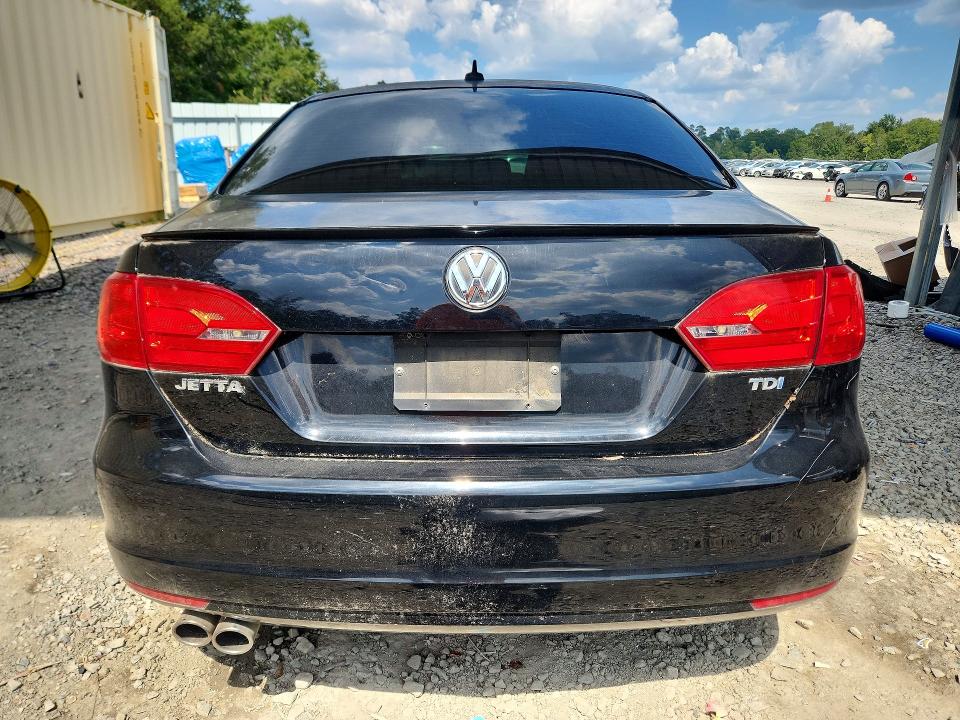 67959406 :رقم المزاد ، 3VW3L7AJ7BM082651 vin ، 2011 Volkswagen Jetta مزاد بيع
