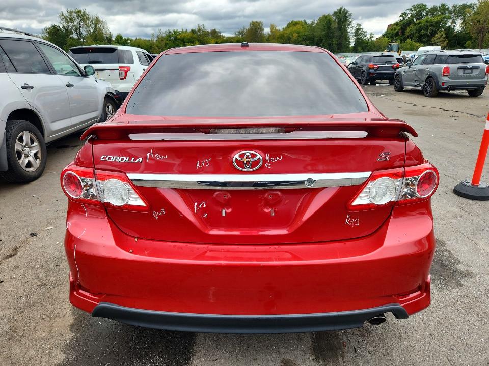 70844246 :رقم المزاد ، 2T1BU4EE4BC644327 vin ، 2011 Toyota Corolla مزاد بيع
