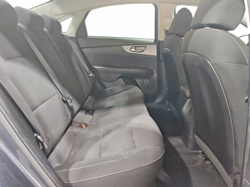 2019 Kia Forte მანქანა იყიდება აუქციონზე, vin: 3KPF24ADXKE011806, აუქციონის ნომერი: 66740076