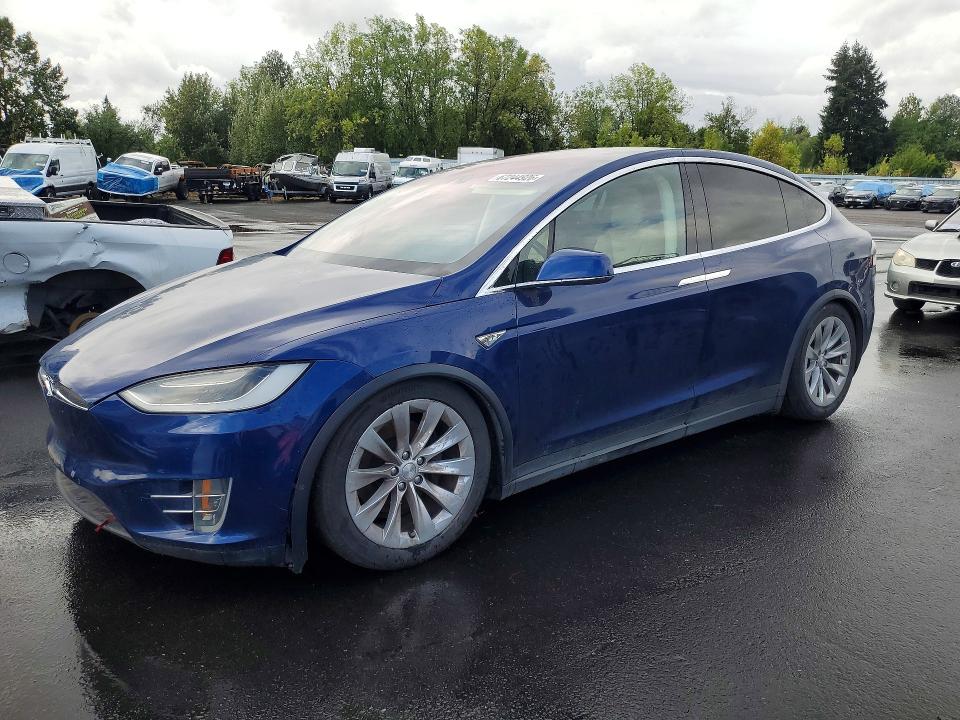 Auction sale of the 2016 Tesla Model X, vin: 5YJXCAE29GF007143, lot number: 67244926