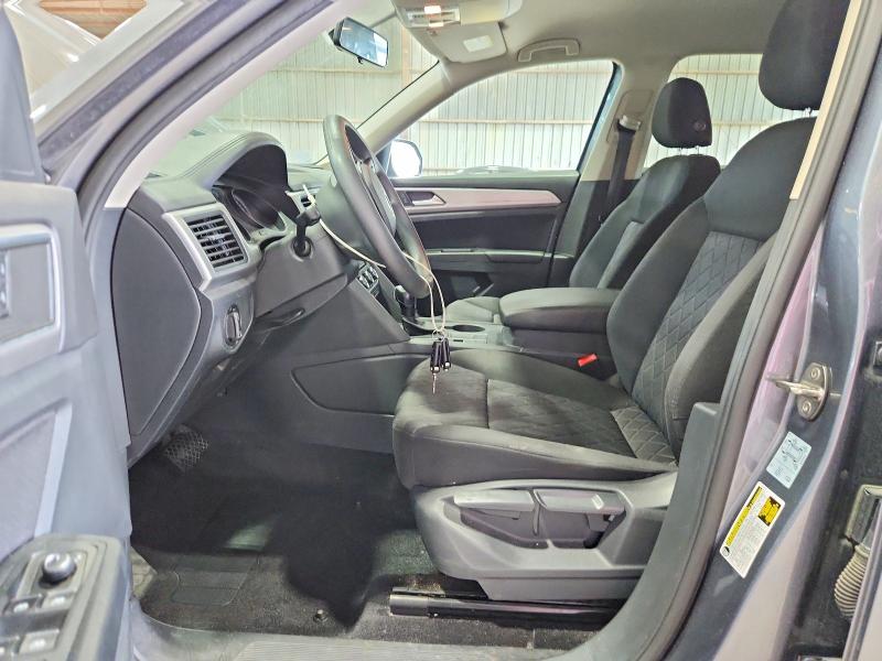 2018 Volkswagen Atlas მანქანა იყიდება აუქციონზე, vin: 1V2AR2CAXJC527133, აუქციონის ნომერი: 68818906