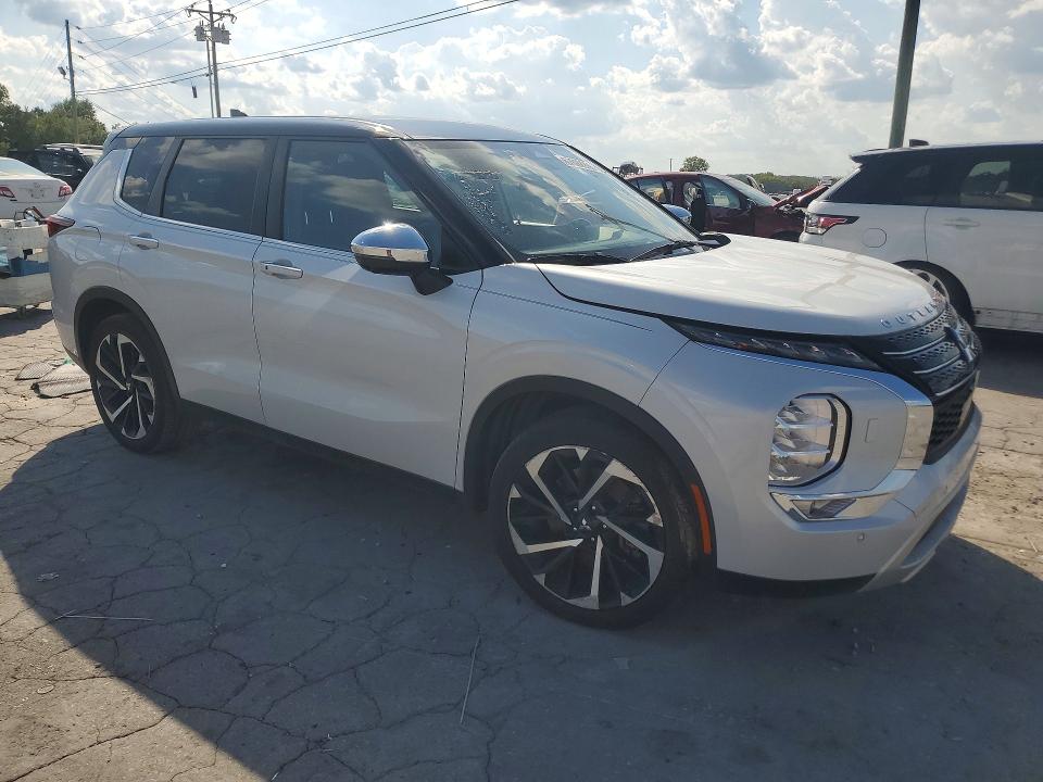 67692096 :رقم المزاد ، JA4J4UA8XNZ064886 vin ، 2022 Mitsubishi Outlander مزاد بيع