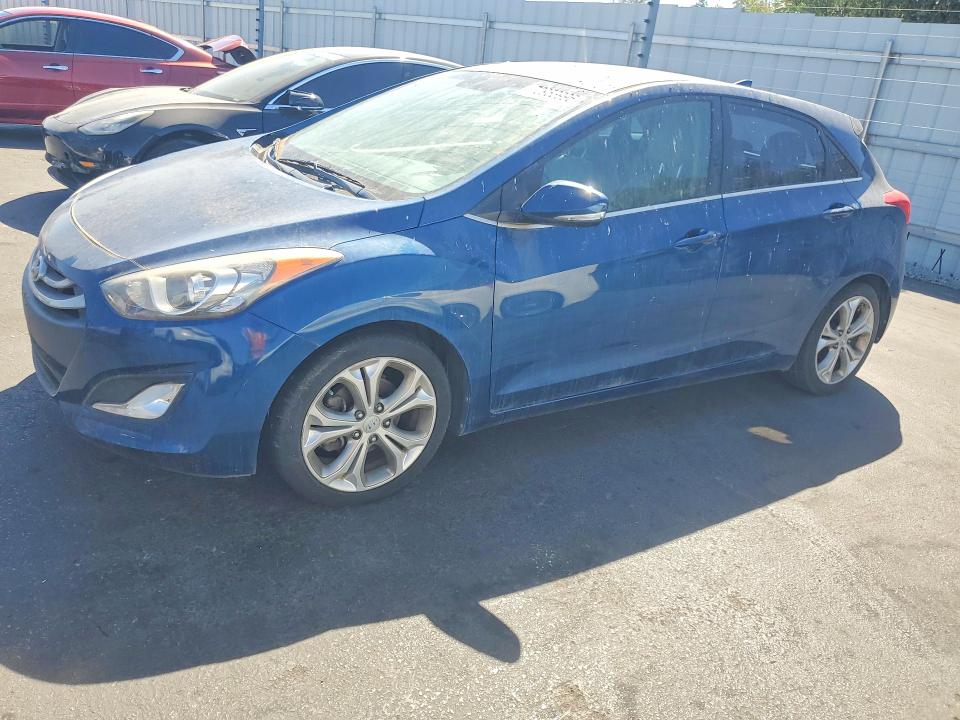 70953996 :رقم المزاد ، KMHD35LH1FU244115 vin ، 2015 Hyundai Elantra Gt مزاد بيع