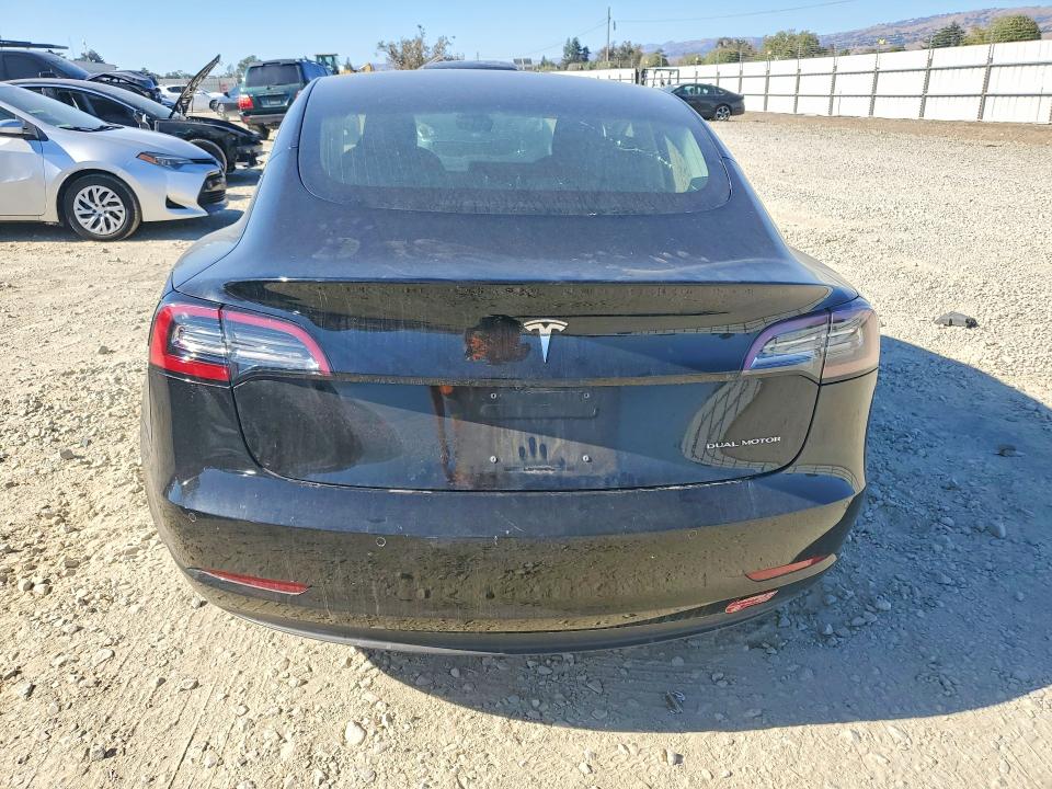 Продаж на аукціоні авто 2018 Tesla Model 3, vin: 5YJ3E1EB7JF086750, номер лоту: 68957526
