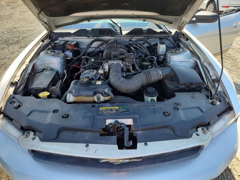 70282296 :رقم المزاد ، 1ZVBP8EN1A5174278 vin ، 2010 Ford Mustang مزاد بيع