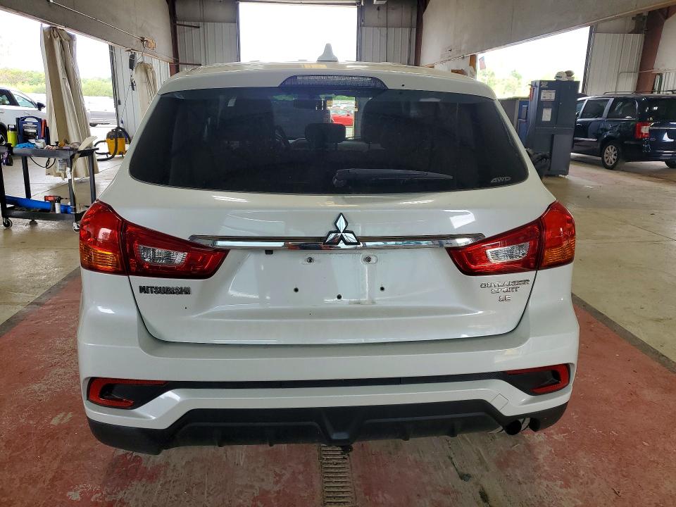Продажа на аукционе авто 2018 Mitsubishi Outlander Sport, vin: JA4AR3AW3JZ029689, номер лота: 67878686