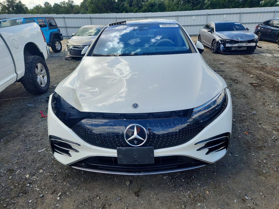 69620046 :رقم المزاد ، W1KCG2EB2PA042355 vin ، 2023 Mercedes-benz Eqs Sedan مزاد بيع