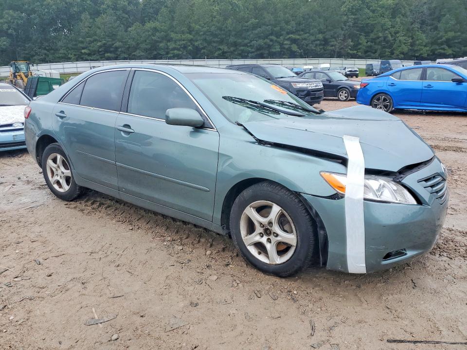 69325226 :رقم المزاد ، 4T1BE46KX7U590751 vin ، 2007 Toyota Camry مزاد بيع