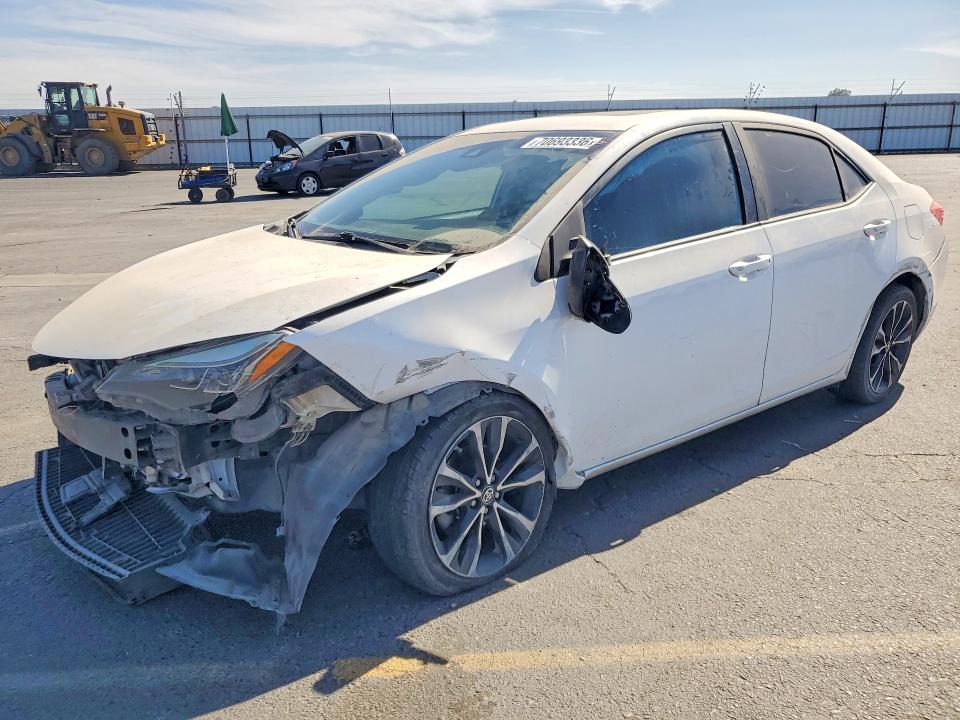 Продажа на аукционе авто 2018 Toyota Corolla, vin: 2T1BURHE7JC044408, номер лота: 70693336