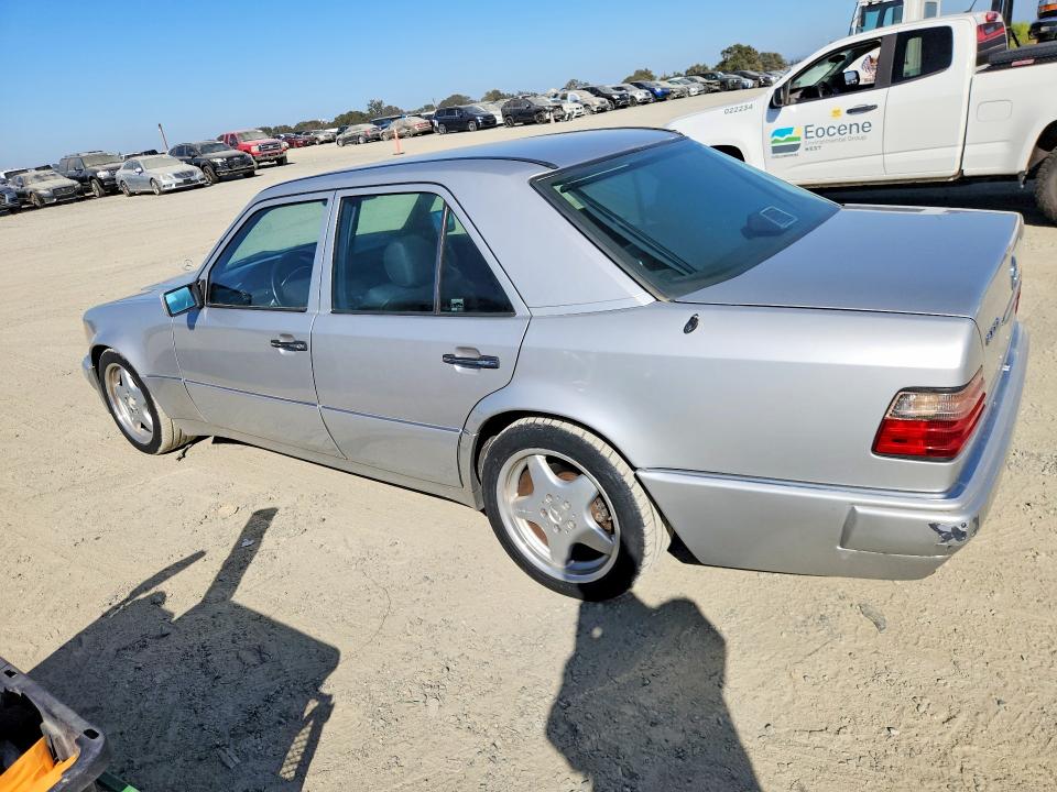 Продажа на аукционе авто 1994 Mercedes-benz E, vin: WDBEA36E6RC009870, номер лота: 71403596