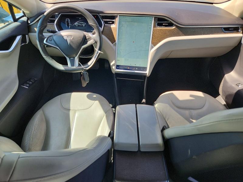 2013 Tesla Model S მანქანა იყიდება აუქციონზე, vin: 5YJSA1CN8DFP06336, აუქციონის ნომერი: 71207646