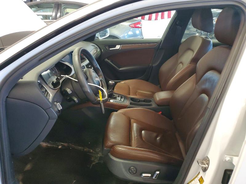 67452726 :رقم المزاد ، WAUHFAFL0FN000405 vin ، 2015 Audi A4 مزاد بيع