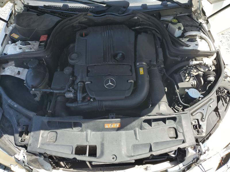 2014 Mercedes-benz C მანქანა იყიდება აუქციონზე, vin: WDDGF4HBXEG172180, აუქციონის ნომერი: 68564776