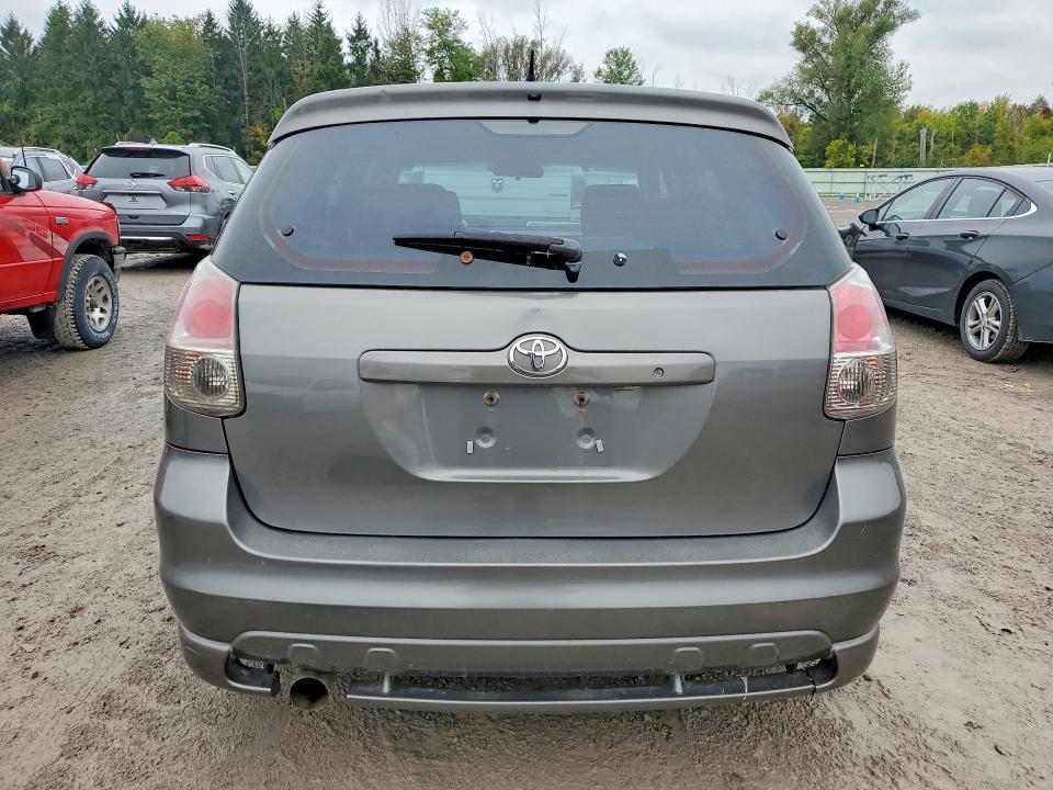 70839846 :رقم المزاد ، 2T1KR32E28C689338 vin ، 2008 Toyota Matrix مزاد بيع